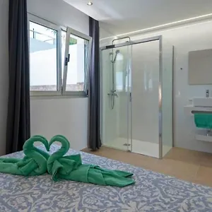 https://apartamento-costa-rica-2.in-canary-islands.com