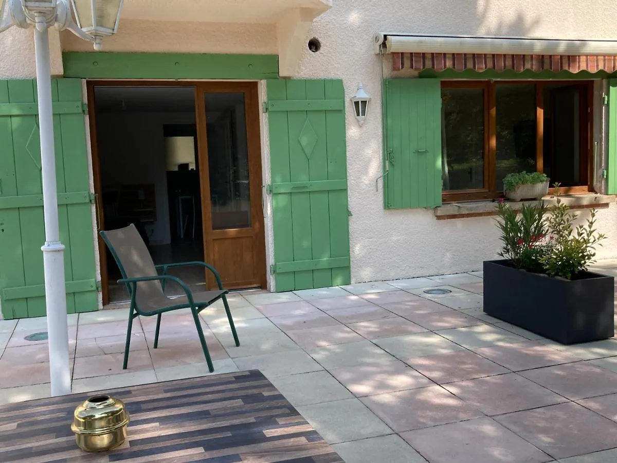 Apartment Ferienwohnung Pavillon De L'Etang Châteauneuf-du-Rhône